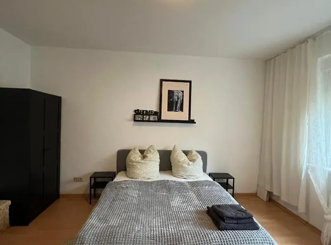 Gemuetlich Eingerichtete 2-zimmer In Meiderich 杜伊斯堡